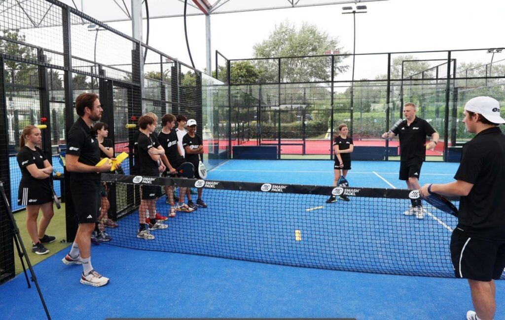 Read more about the article Smashing it! How Bicester became a UK hotbed for junior padel development